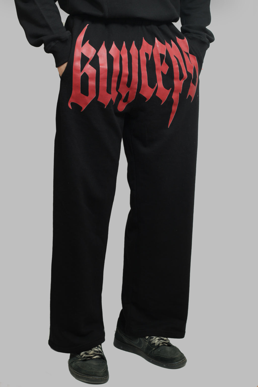 BLACK SWEATPANTS – BAGGY FIT, RED GRAPHIC